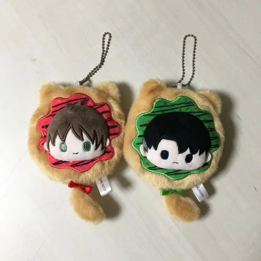 [BUNJANG] Attack on Titan Eren &amp; Levi Donut Taffy Plush / 진격의 거인 에렌 리바이 도넛 타피누이 양도