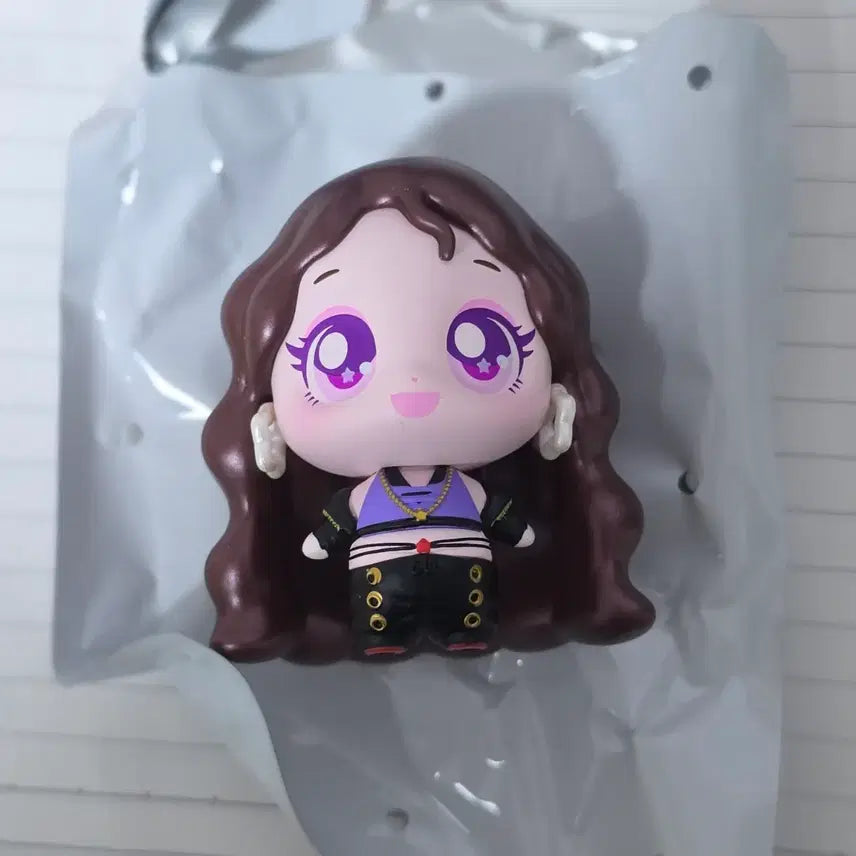 [BUNJANG] aespa Winter Tinyfing Dirty Work Ver. Figure / 에스파 티니핑 피규어 윈터 더티워크 ver