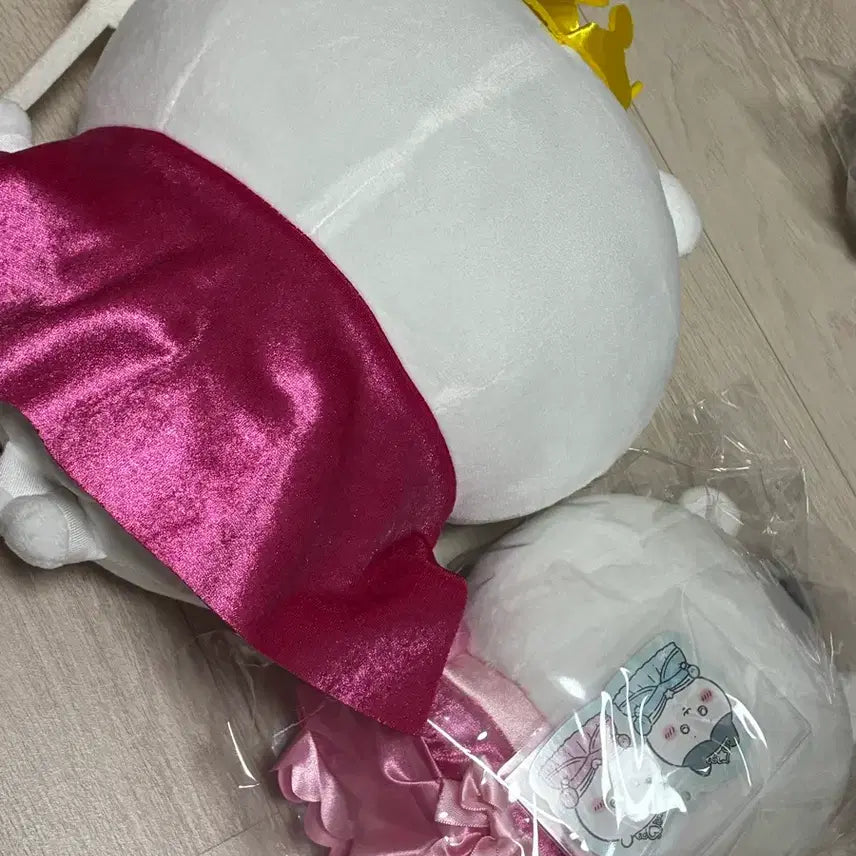 [BUNJANG] Chiikawa Birthday Big Plush &amp; Princess Plush Bundle / 치이카와 생일 빅 누이, 공주 누이 일괄