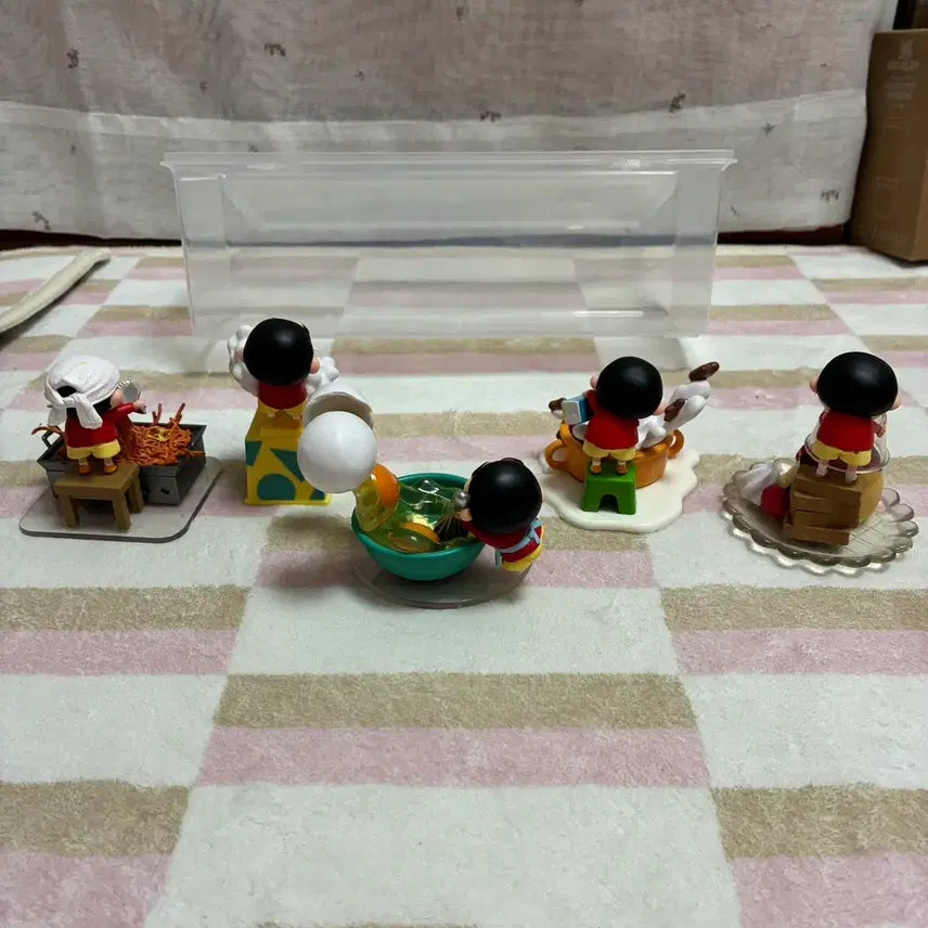 [BUNJANG] Crayon Shin-chan Cooking Theme Figures Set of 5 / 짱구는못말려 요리 테마 피규어 5종세트