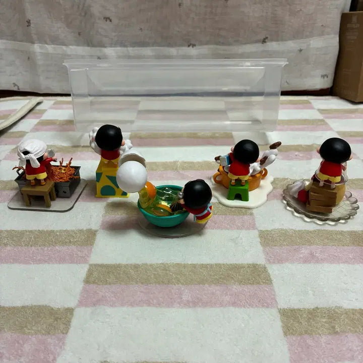 [BUNJANG] Crayon Shin-chan Cooking Theme Figures Set of 5 / 짱구는못말려 요리 테마 피규어 5종세트