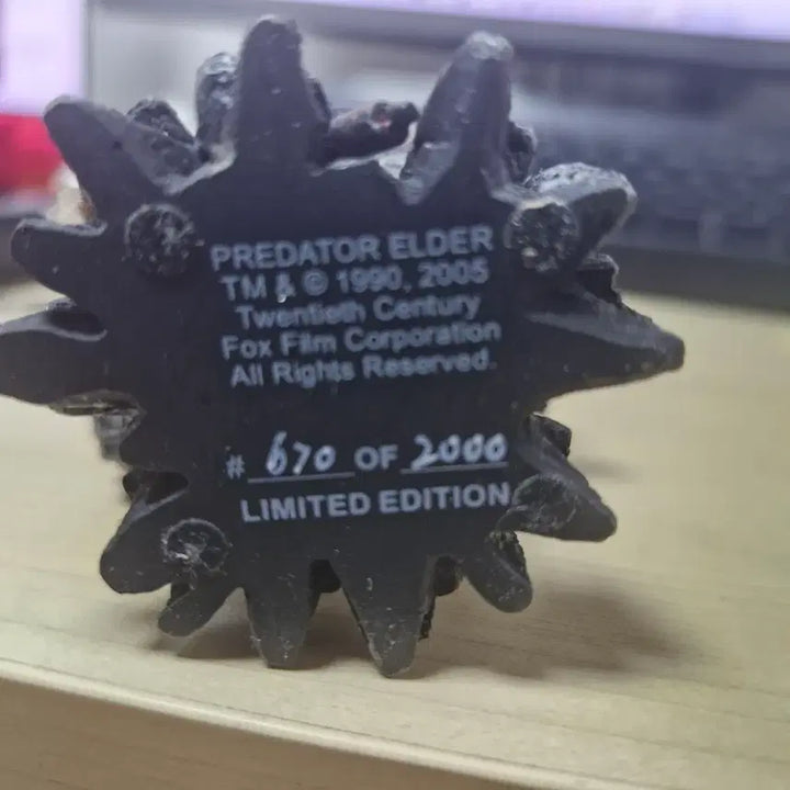 [BUNJANG] Palisades Toys Predator 2 Elder Micro Bust / 한정판 엘더프레데터 피규어 (670/2000)