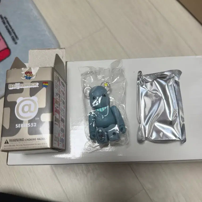[BUNJANG] Bearbrick Series 52 Tama (Full Set) / 베어브릭 52탄 타마(정)