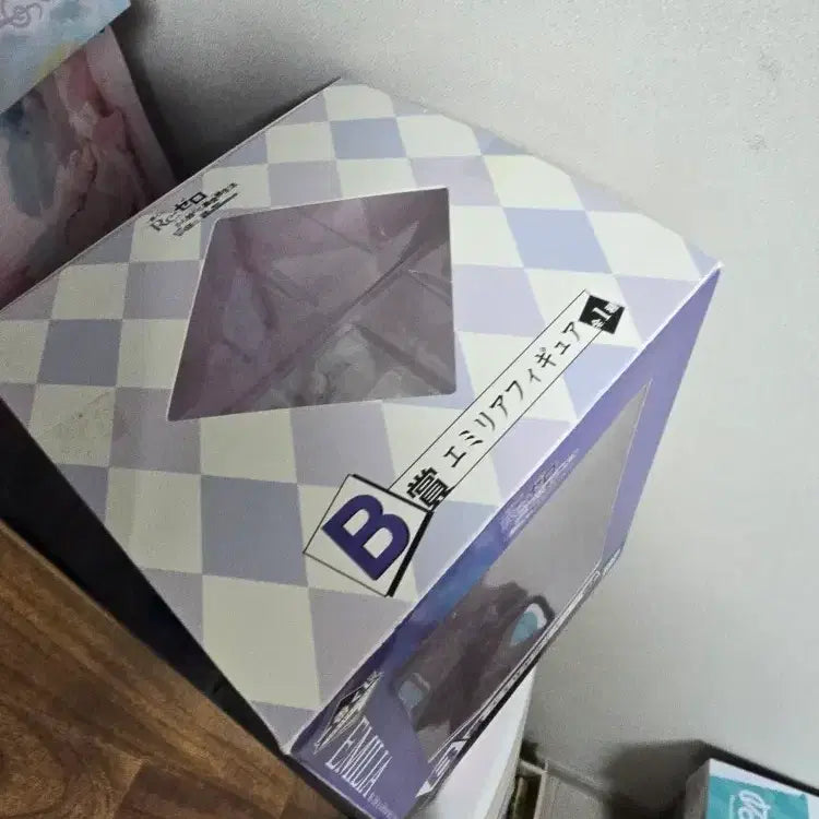 [BUNJANG] Re:Zero Emilia Figure / 리제로 이야기는 To be continued 시리즈의 B상 에밀리아 피규어
