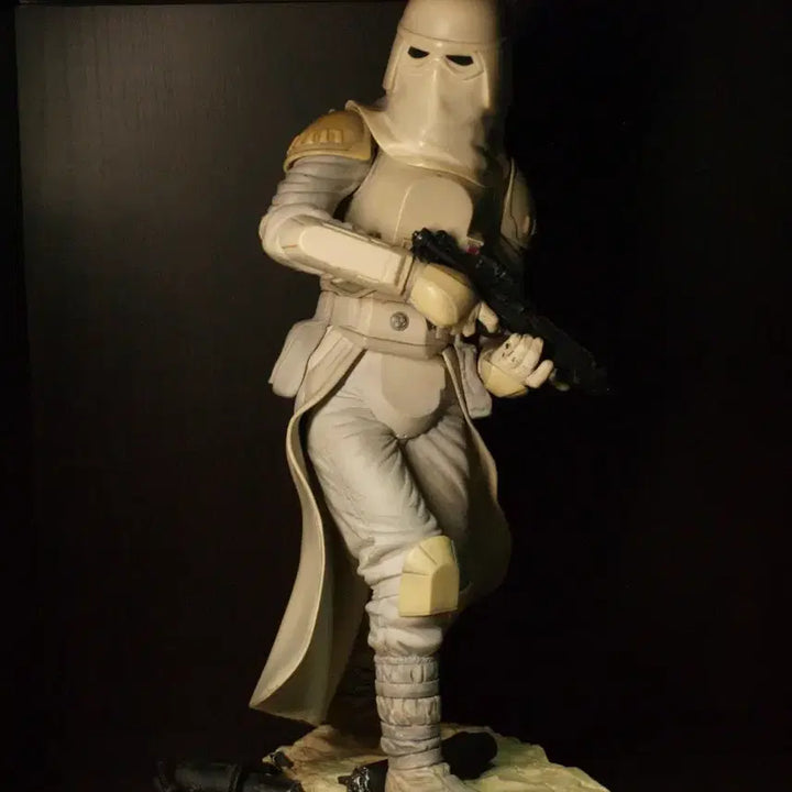 [BUNJANG] Star Wars Snowtrooper 1/7 Scale Figure / 스타워즈 스노우 트루퍼 1/7 피규어