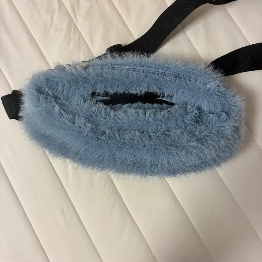 [BUNJANG] LE SSERAFIM Official Different Japan Bag / 공식)디프런트 르세라핌 일본 가방