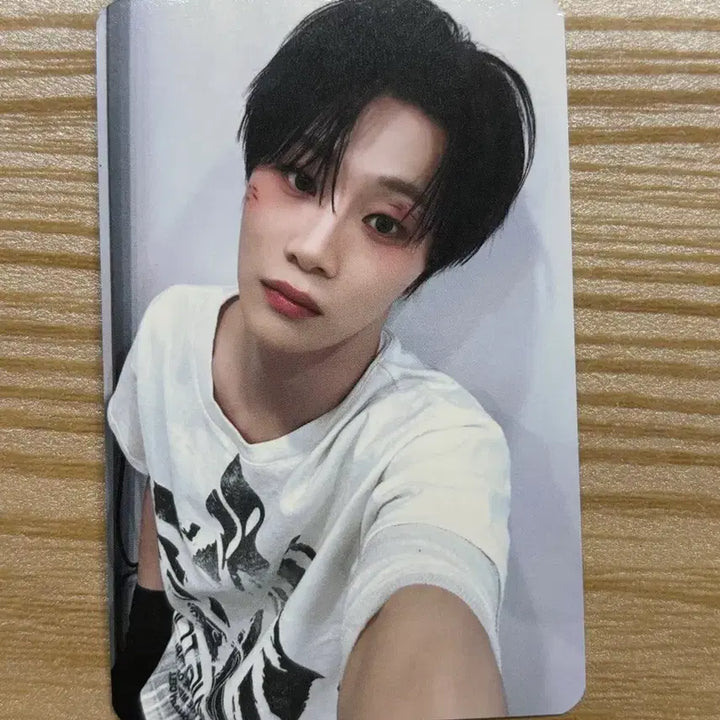 [BUNJANG] Identity Nam Jiwoon Photobook Object Photocard / 아이덴티티 남지운 포토북 오브젝트 포카 양도