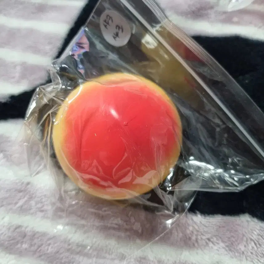 [BUNJANG] Taobao Peach Squishy Toy / 미개봉) 영상있음,타오바오 이형피 복숭아 황도 크런치 슬랑이 말랑이