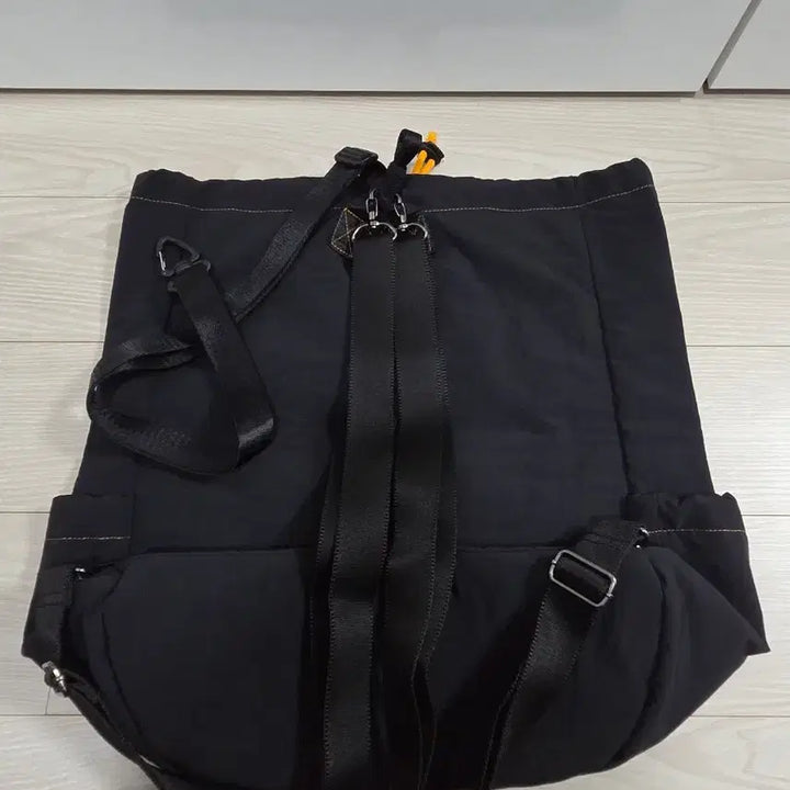[BUNJANG] DAY6 Mission No. 9 Sling Bag / 데이식스 슬링백 미션 넘버 나인
