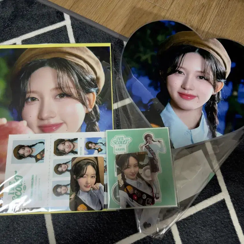 [BUNJANG] IVE Gaeul IVE SCOUT Photokit Uchiwa Acrylic Set / 아이브 가을 팬콘 아이브스카웃 포토키트 우치와 아크릴 셋트