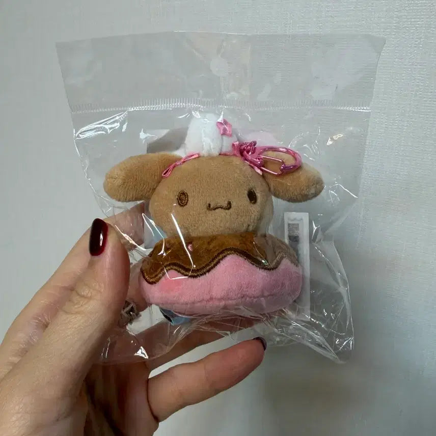 [BUNJANG] Cinnamoroll Cafe Mocha Donuts Keyring / 시나모롤 카페 모카 도너츠 키링(새상품)