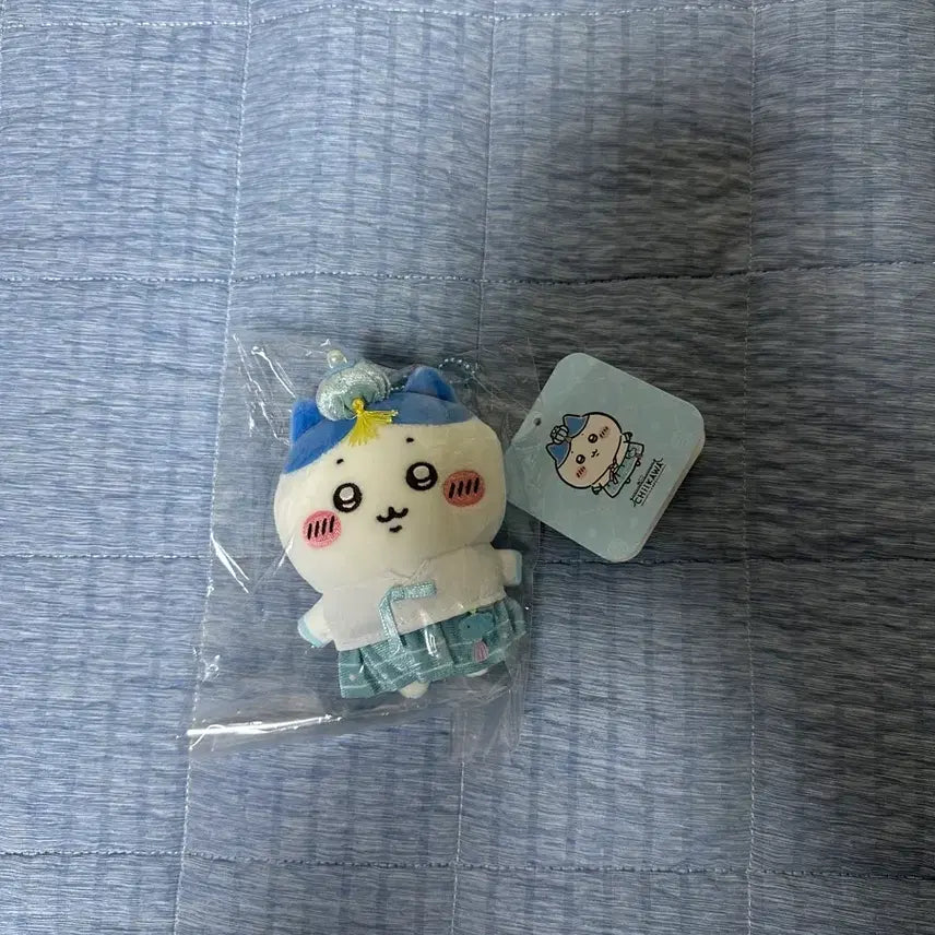 [BUNJANG] Chiikawa Hachiwara Hanbok Sealed / 치이카와 한복 하치와레 미개봉