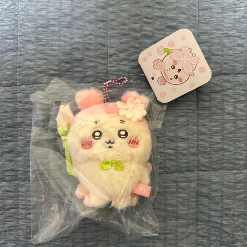 [BUNJANG] Chiikawa Sakura Kani Mascot (Sealed) / 치이카와 벚꽃 카니 마스코트 미개봉