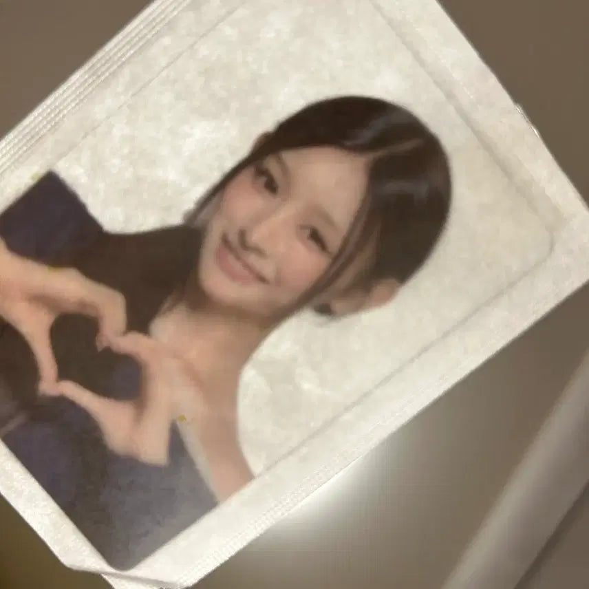 [BUNJANG] Ressene Bread Minami Heart Photocard / 리센느빵 포카 미나미 하트