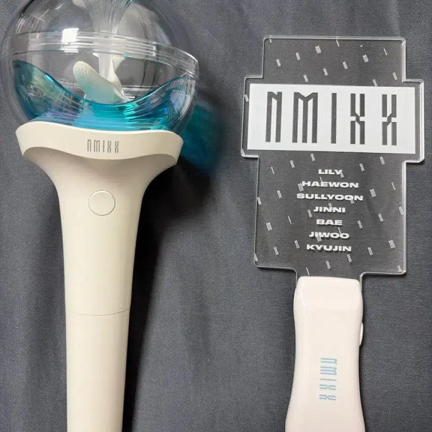 [BUNJANG] NMIXX Version 1 Lightstick Bundle / 엔믹스 응원봉 일괄로 판매합니다