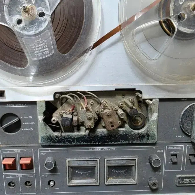 [BUNJANG] Vintage 16mm Film Projector / 빈티지 영사기