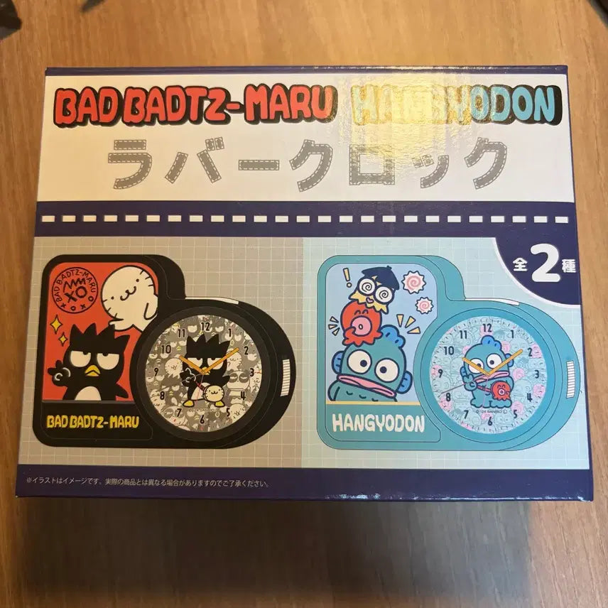 [BUNJANG] Badtz-Maru Desk Clock, Badge, and Figure Bundle Set / 배드바츠마루 탁상 시계 뱃지 피규어 일괄 판매합니다
