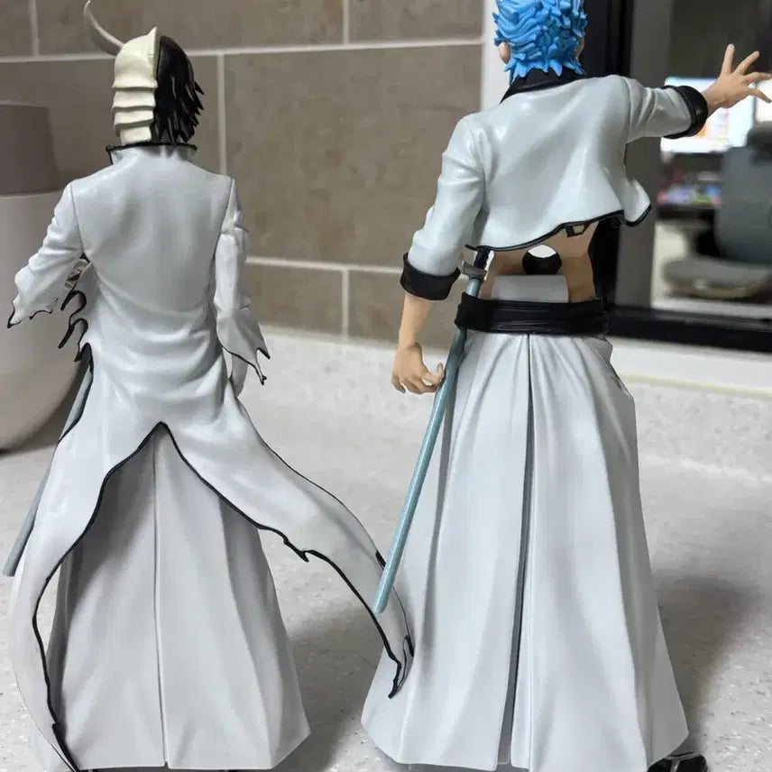 [BUNJANG] Max Factory Bleach Ulquiorra &amp; Grimmjow Figure Bundle Set / 일괄 박스X 단순 전시 블리치 우르키오라 그림죠 맥시매틱 피규어 양도