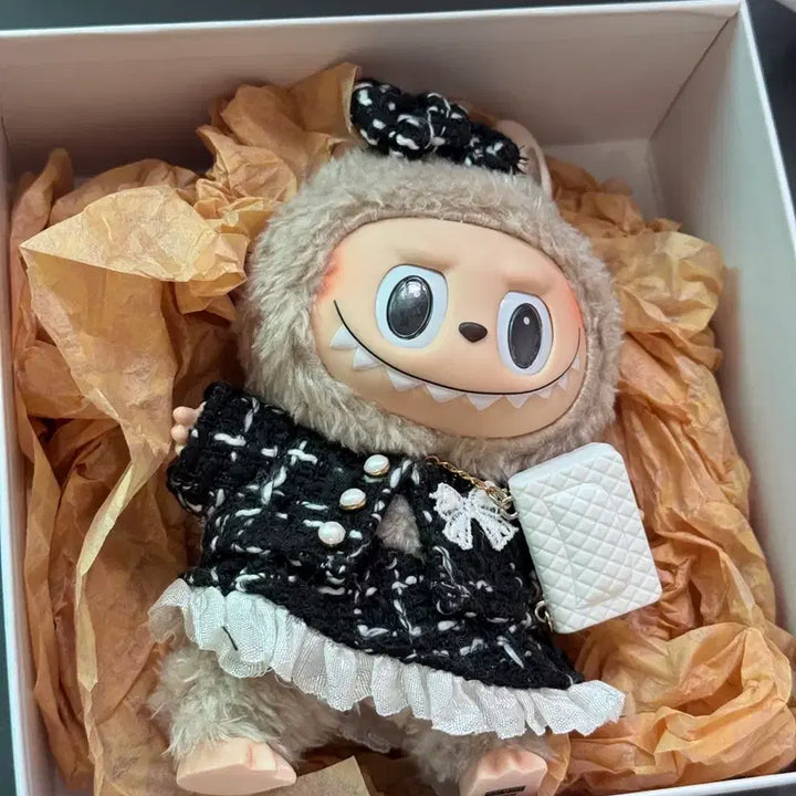 [BUNJANG] Pop Mart Labubu Doll (Black) / 팝마트 라부부 인형 (블랙)