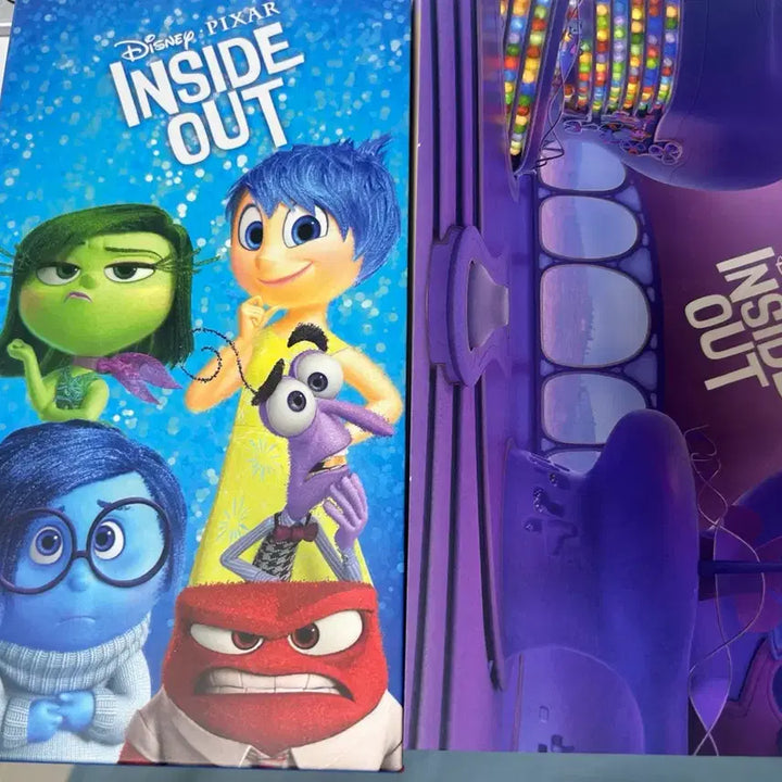 [BUNJANG] Disney Pixar Inside Out Postcard Book / 인사이드 아웃 엽서북