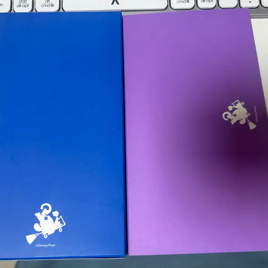[BUNJANG] Disney Pixar Inside Out Postcard Book / 인사이드 아웃 엽서북