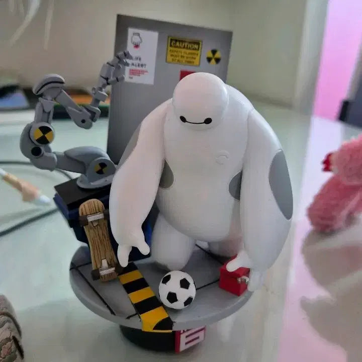 [BUNJANG] Big Hero 6 Baymax Diorama Classic Figure / 빅히어로 베이맥스 디오라마 고전 피규어 디즈니 피규어