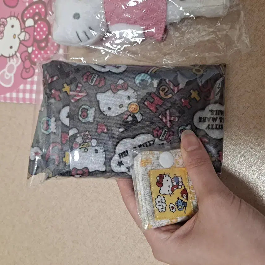 [BUNJANG] Sanrio Hello Kitty 5-Item Bundle Set / 50%할인)산리오 헬로키티 5종 일괄 판매