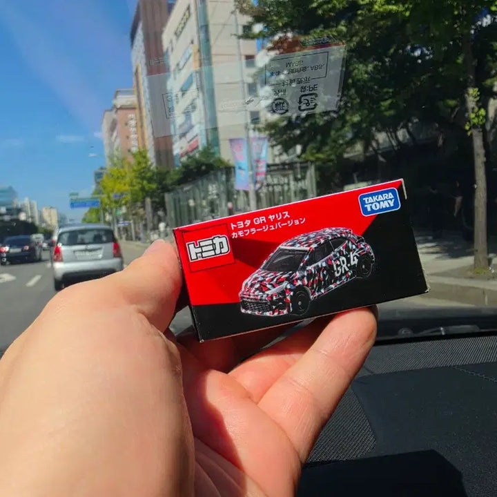 [BUNJANG] Tomica Toyota GR Yaris Camouflage Version Minicar (Sealed) / (미개봉)토미카 토요타 GR 야리스 카모플라주 버전 미니카