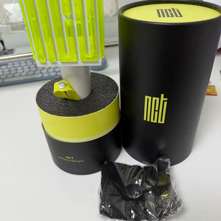 [BUNJANG] NCT Official Lightstick Ver. 1 / NCT 공식 응원봉 구버전