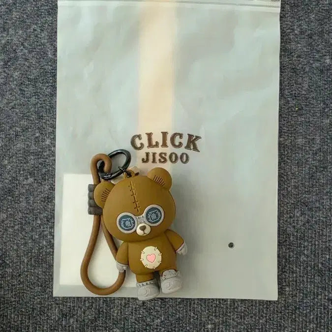 [BUNJANG] BLACKPINK JISOO Click Pop Bear Keyring / 지수 클릭 팝업 베어 키링 키체인 양도 블랙핑크 BLACKPINK JISOO