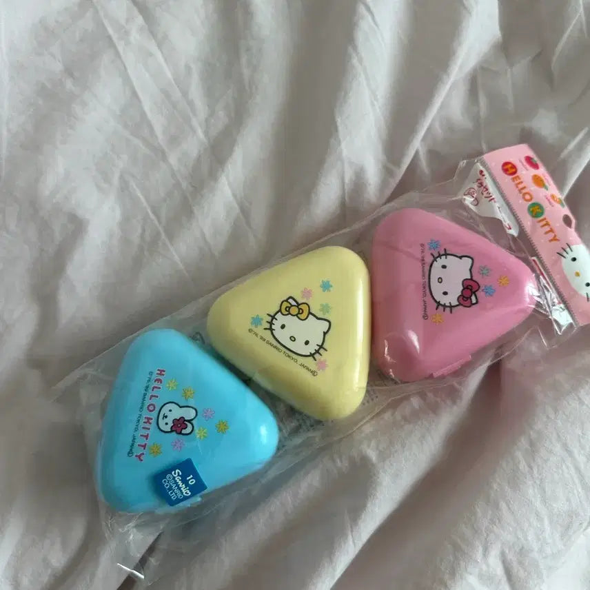 [BUNJANG] Sanrio Hello Kitty Classic Lunch Box (Sealed) / 고전 키티 도시락통 (미개봉)