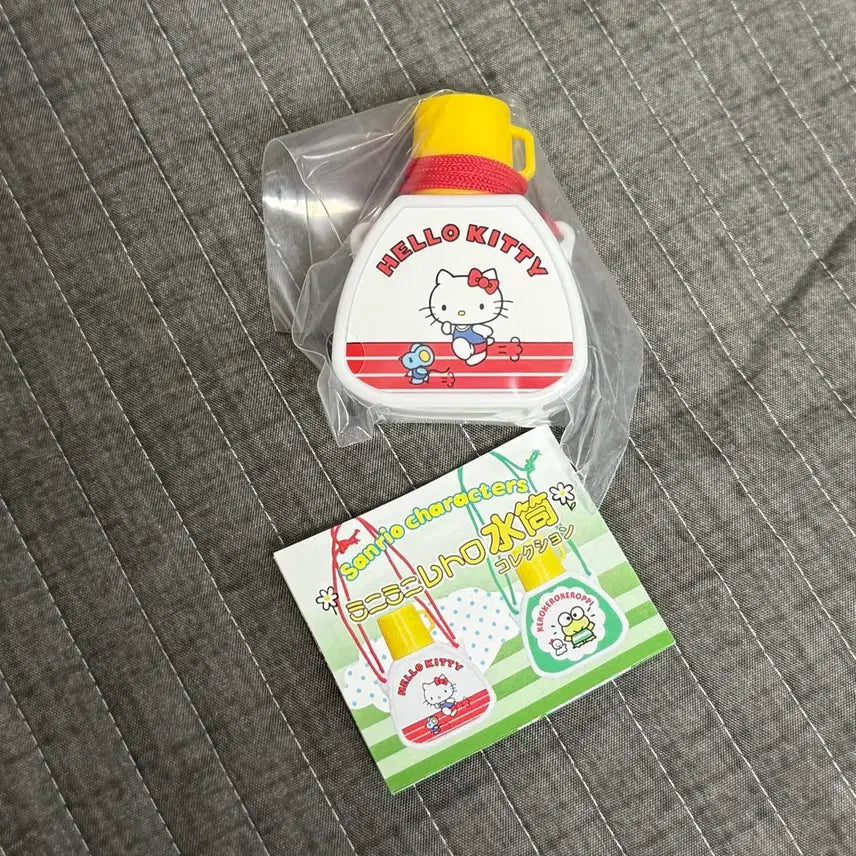 [BUNJANG] Sanrio Hello Kitty Retro Water Bottle Gacha / 산리오 헬로키티 레트로 물병 가챠