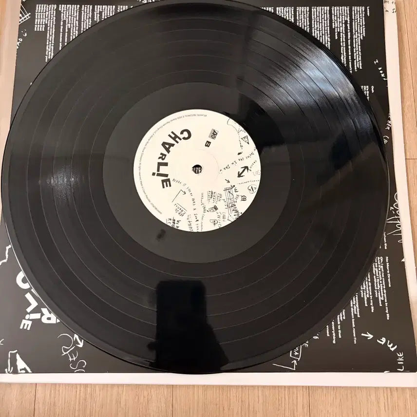 [BUNJANG] Charlie Puth Official 3rd Album LP / 찰리푸스 정규3집 lp 판매