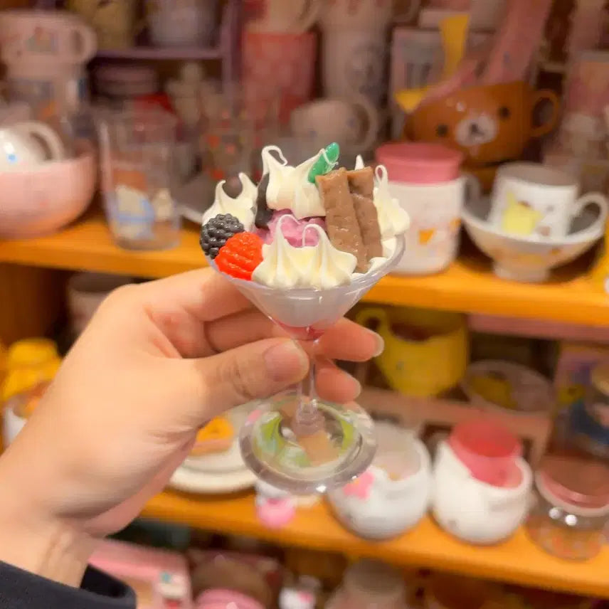 [BUNJANG] Handmade Parfait Dessert Life-Size Figure / 수제 파르페 디저트 실물크기 피규어