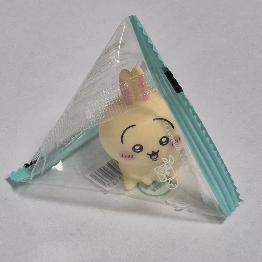 [BUNJANG] Chiikawa "Monjakwi" Soft Vinyl Figure Usagi / 치이카와 먼작귀 소프비 피규어 우사기