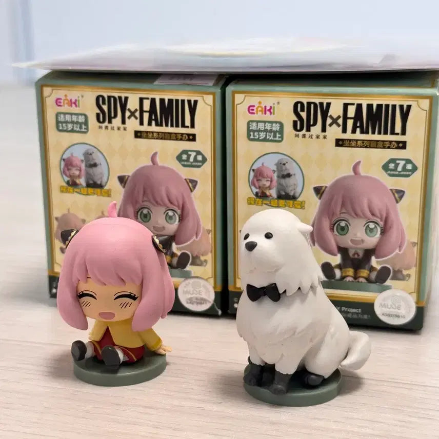 [BUNJANG] Spy x Family Anya &amp; Bond Figure Bundle / 스파이패밀리 EAKI 아냐,본드 피규어 일괄