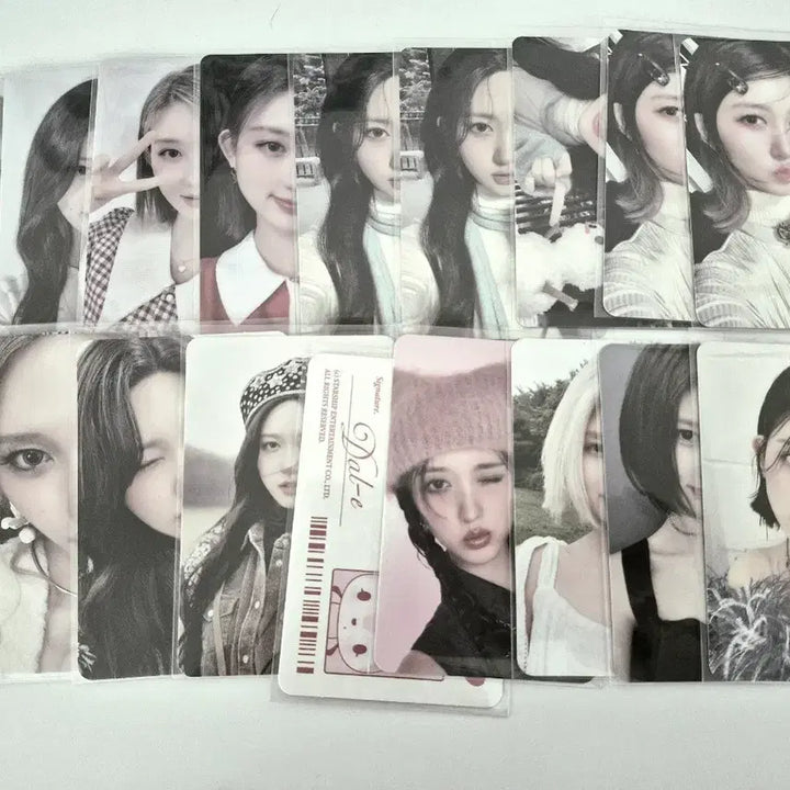 [BUNJANG] IVE Gaeul Bundle Set Photocard (18 pcs) / 아이브 가을 포카 일괄 18장