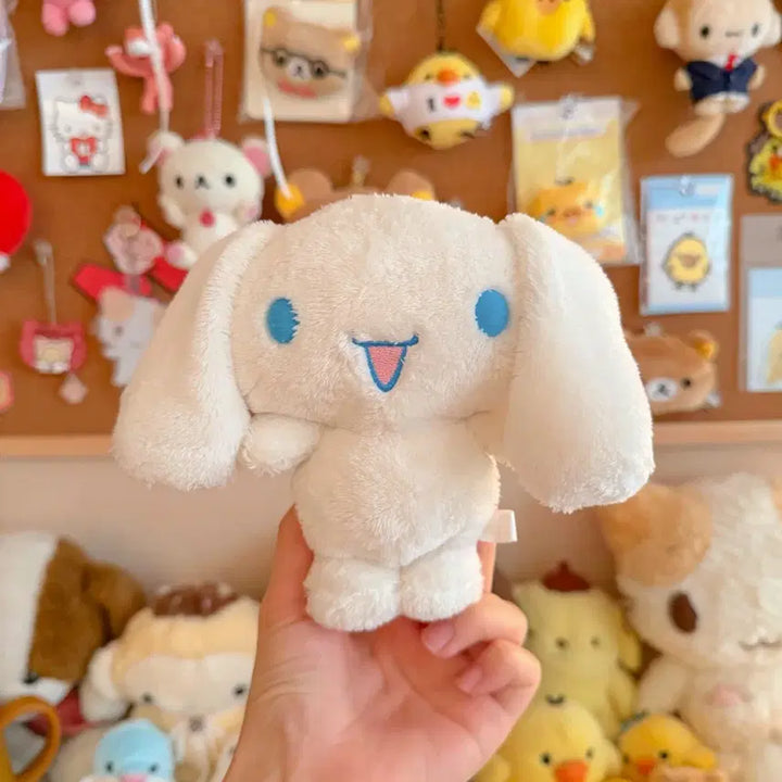 [BUNJANG] Classic Cinnamoroll Plush Doll / 고전 시나모롤 인형 얼굴예쁨
