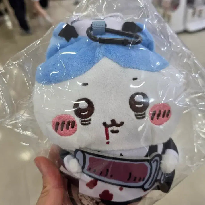 [BUNJANG] Chiikawa Hachiware Halloween Mascot Pouch Plush / 먼작귀 치이카와 시리즈 하치와레 할로윈 마스코트 파우치 인형