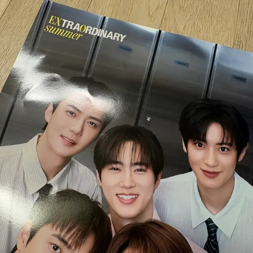 [BUNJANG] EXO Summer Poster Set (2 Types) with Mega Coffee Cup Holder / 엑소 여름 포스터 2종 메가커피 컵홀더포함