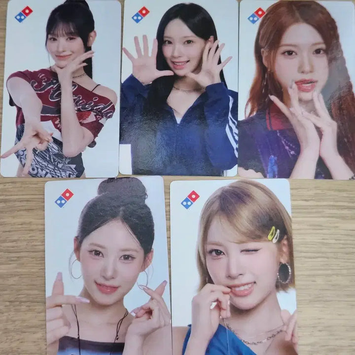 [BUNJANG] RESCENE Domino Pizza Photocard Set / 리센느 도미노피자 포토카드 포카 전멤버