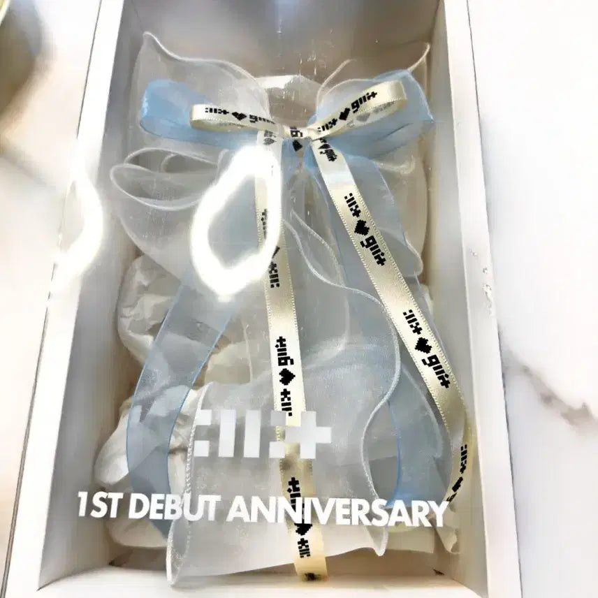 [BUNJANG] ILLIT 1st Anniversary Support Lightstick Ribbon / 아일릿 1주년 역조공 응원봉 리본