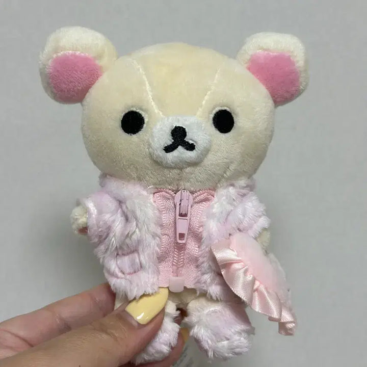 [BUNJANG] KORIRAKKUMA Doll Badge Pink Cushion / 코리락쿠마 인형뱃지 핑크쿠션
