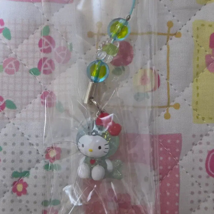 [BUNJANG] Vintage Hello Kitty Ringed Seal Strap / 고전 헬로키티 스트랩(물범)