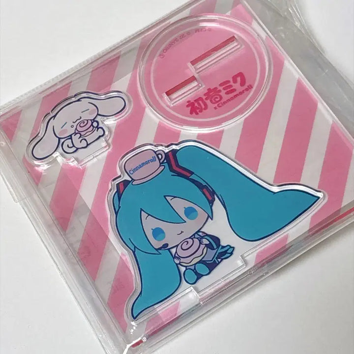 [BUNJANG] Hatsune Miku x Cinnamoroll Collaboration Acrylic Stand / 하츠네 미쿠 시나모롤 콜라보 아크릴 스탠드