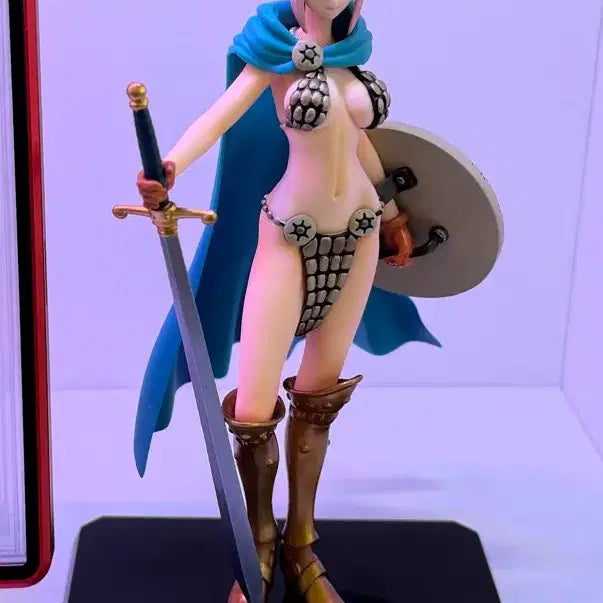 [BUNJANG] Rebecca Figure / 레베카 피규어