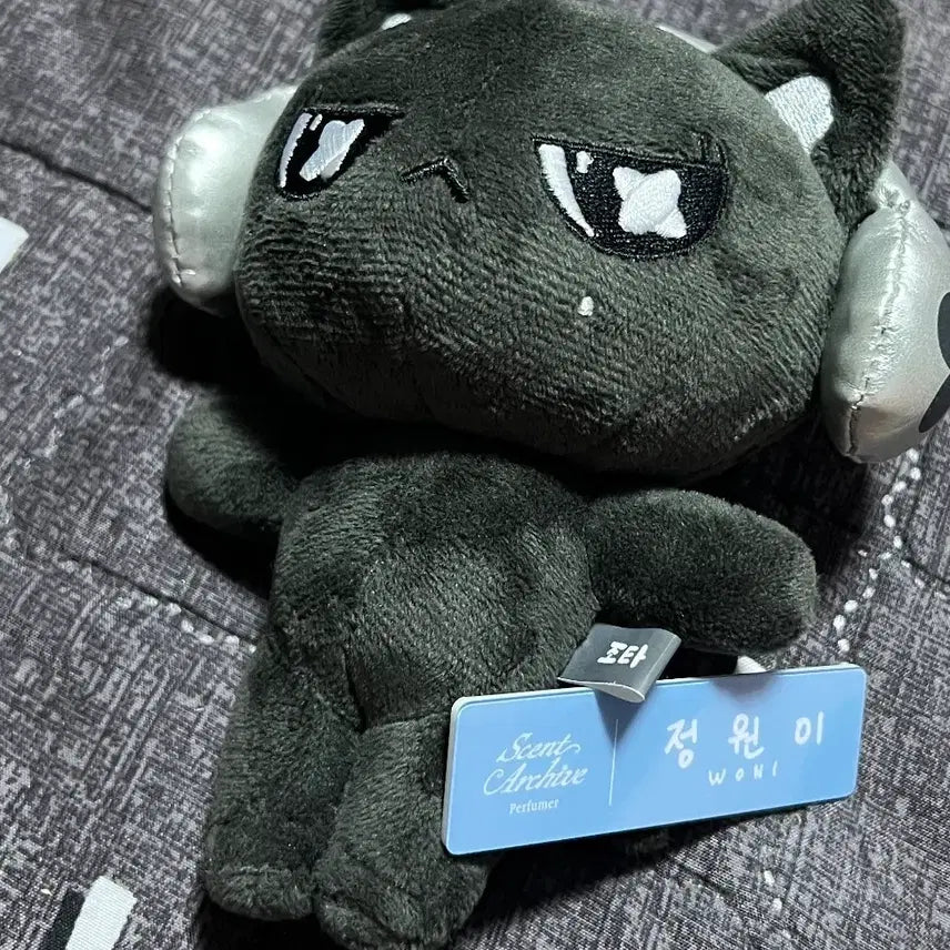 [BUNJANG] RESCENE Remini Photocard, Wonie Name Tag, Wonie POB Bundle Set / 리센느 팝업 레미니+원이 명찰+원이 특전
