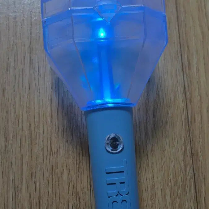 [BUNJANG] TREASURE TREIHT Light Stick / 트레저 트라이트 응원봉 팬라이트