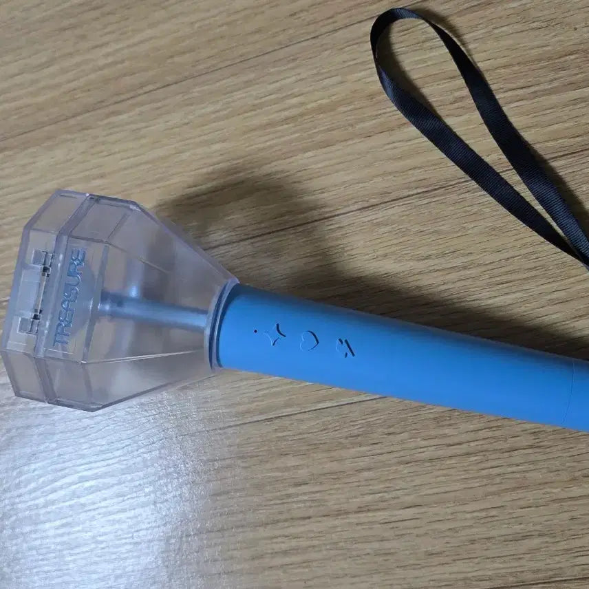 [BUNJANG] TREASURE TREIHT Light Stick / 트레저 트라이트 응원봉 팬라이트
