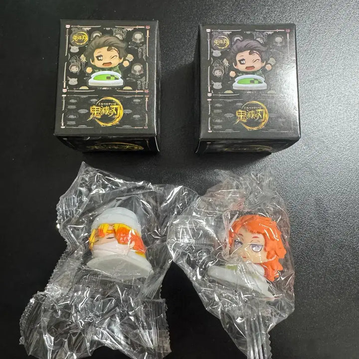 [BUNJANG] Demon Slayer Random Mini Figure (Zenitsu, Sabito) / 귀멸의칼날 랜덤 미니 피규어